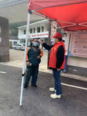 疫情防控守小门