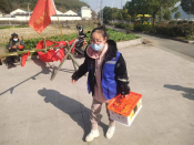为卡口志愿者水果