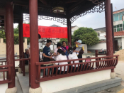 “关爱老年人，送老花眼镜”活动