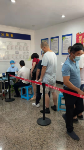 孙家桥社区开展无偿献血活动