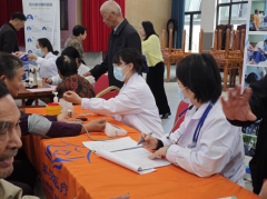 孙家桥社区爱心义诊志愿者活动