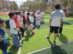 杨汛桥街道孙家桥社区足球课助教志愿者活动