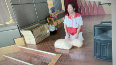 麒麟居红十字培训志愿者活动
