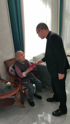 高家社区老年人慰问志愿活动