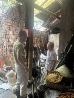 仁里王村困难老人走访志愿服务活动