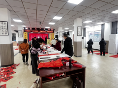 杨汛桥街道竹园童村写春联志愿服务活动