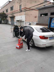 送温暖，抗疫情