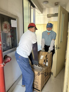 清理楼道堆积物