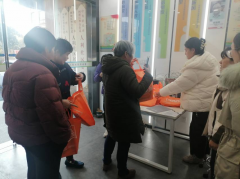 人利社区为老年人送温暖