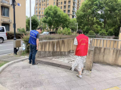 检查小区排水口，下水道