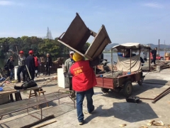 拆除乱搭乱建 共建美好家园