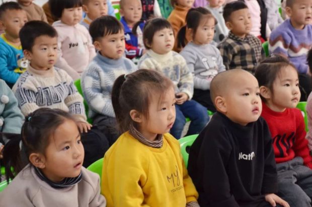 百舸幼儿园红色电影观看活动志愿者招募