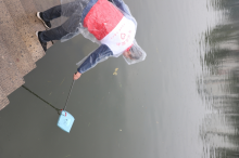 “护水治水”志愿活动