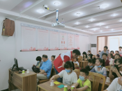 柯迎社区开展“创意课堂 纸杯绘画”志愿服务活动