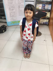 六一送书包活动