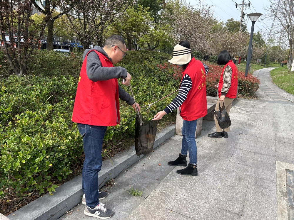 区轨道交通集团助力“浙江有礼 柯桥有爱”活动