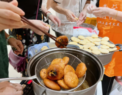 大渡社区开展邻里糕制作活动