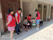 重阳节给老人送去温暖