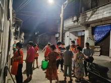 上灶上街垃圾分类入户宣传