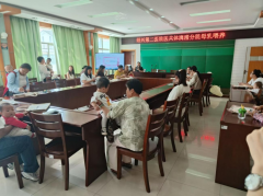 孕产妇学校--母乳喂养和反家庭暴力、促性别平等