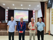 “光荣在党50周年”纪念章颁发仪式