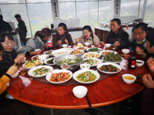 3.8节忆过往，团圆大灶饭