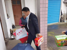 慰问留守困难老人活动