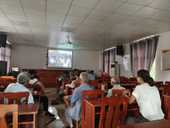 组织党员群众收看中国共产党100周年庆典活动