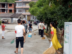 兰亭村志愿者参加“百日行动”垃圾分类活动