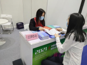 轻纺城司法所开展“法进纺博会”活动