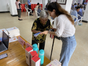 杨汛桥司法所在杨汛桥养老院开展关爱老人活动