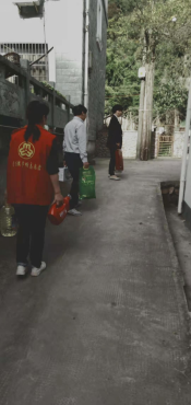 慰问困难党员