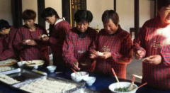重阳节包饺子活动