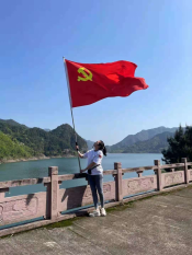 回顾党史感悟初心，传承精神砥砺前行