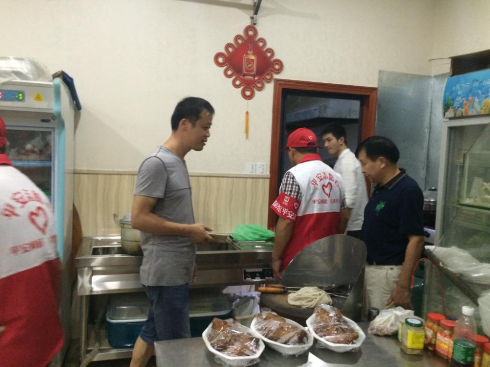 走访复工餐饮店