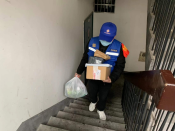 隔离不隔爱，关怀送上门