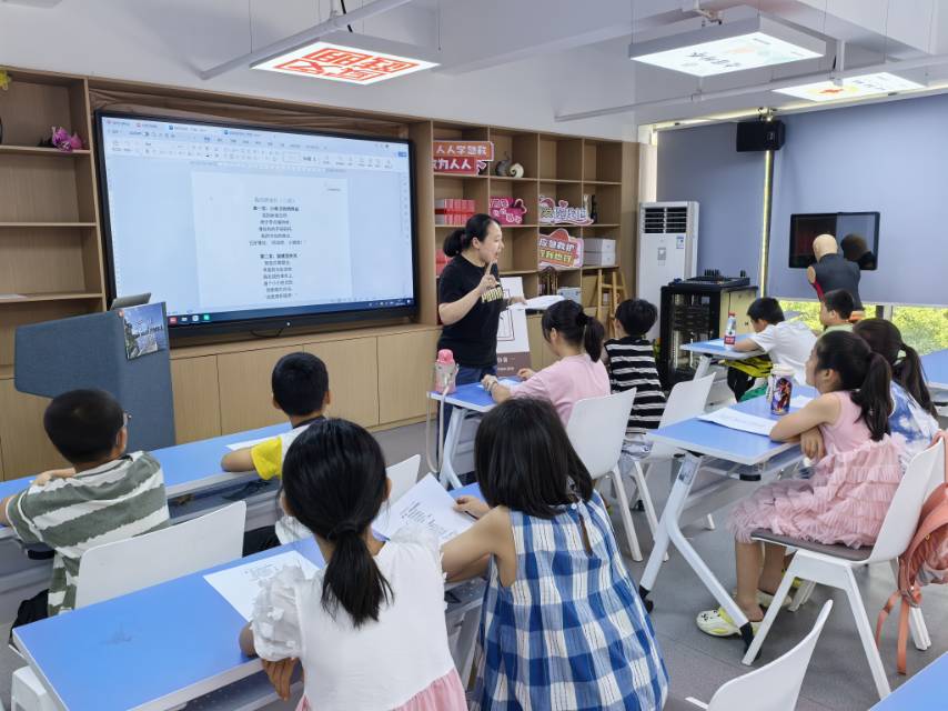 纺都社区开展三点半课堂