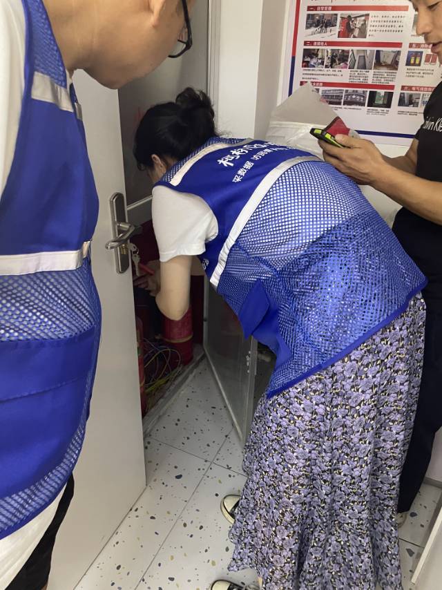 纺都社区开展消防安全检查
