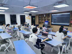 纺都社区开展编程公益课堂