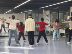 纺都社区开展街舞公益活动