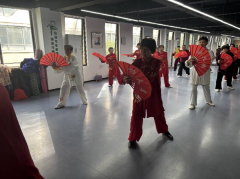 纺都社区开展太极拳培训活动