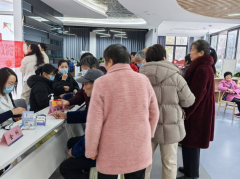 纺都社区开展健康义诊活动