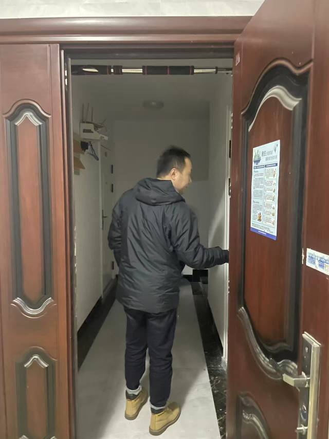 纺都社区开展消防安全检查活动