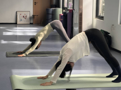 纺都社区开展瑜伽公益活动