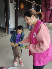 王化村开展反诈骗宣传志愿活动