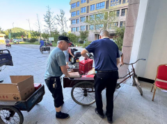 老年人福利发放志愿活动
