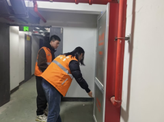 东昌社区开展平安巡防志愿者活动