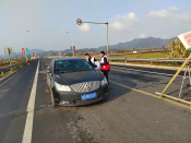 疫情防控“守小门”