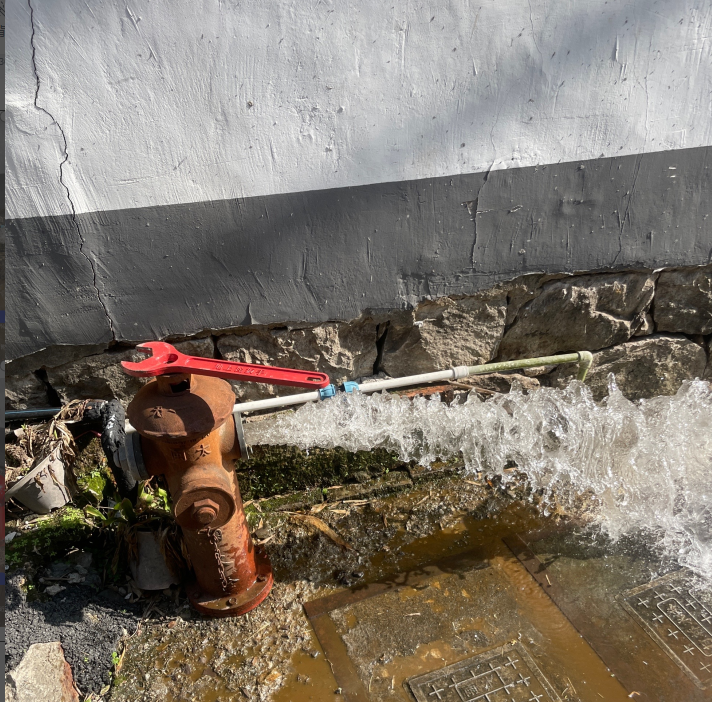 五联村开展消防栓安全检查 五联村开展消防栓安全检查