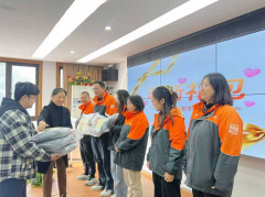 “驿路同心 暖新同心”浪琴社区户外劳动者活